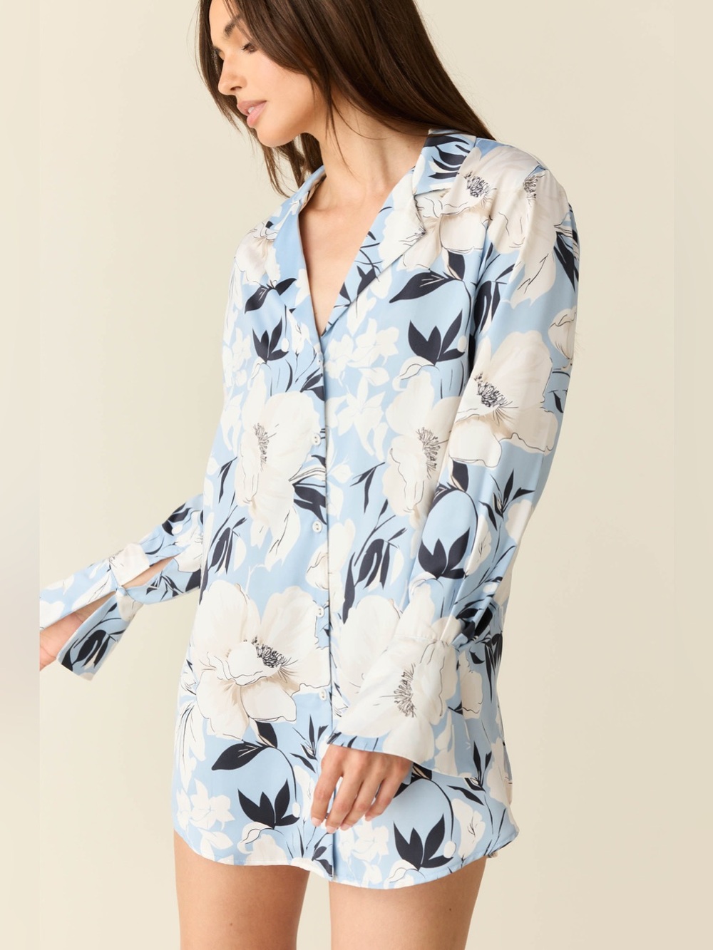 MasonGrey Sexy Blue & White Satin Pajamas Set in Gardena